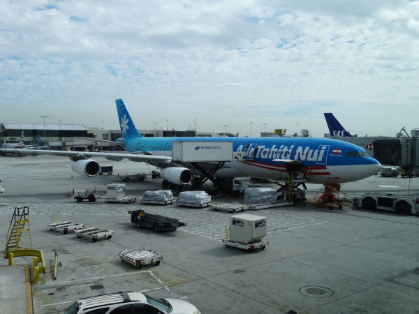 us-airtahitinui-a340-lax-291016-full.jpg