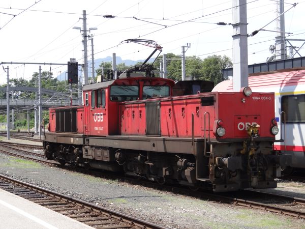 at-oebb-br1064-villach-060715-full.jpg