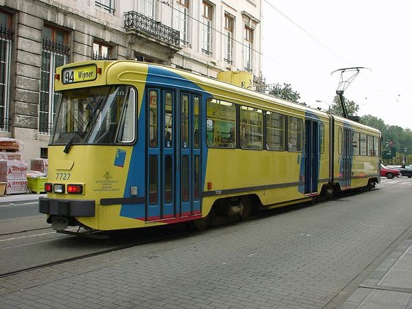 be-stib-tram7727-brussels_koeningstraat-050902-pic3-full.jpg