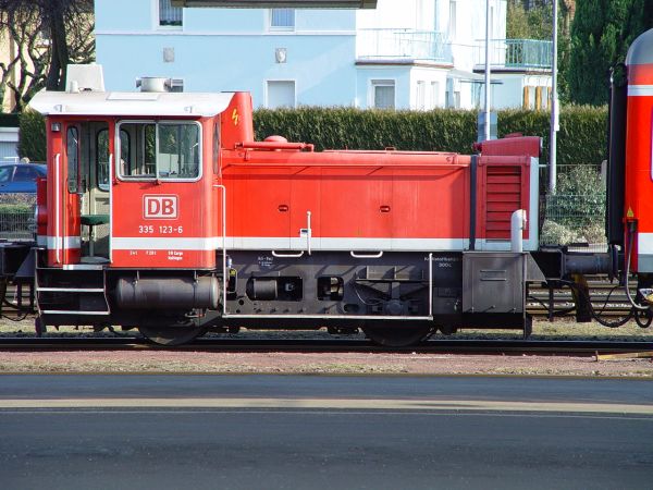 de-db-br335-osnabrueck-280203-full.jpg