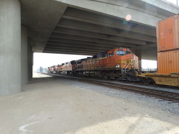 us-bnsf-5018-placentia-281016-full.jpg