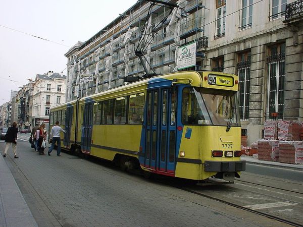 be-stib-tram7727-brussels_koeningstraat-050902-full.jpg