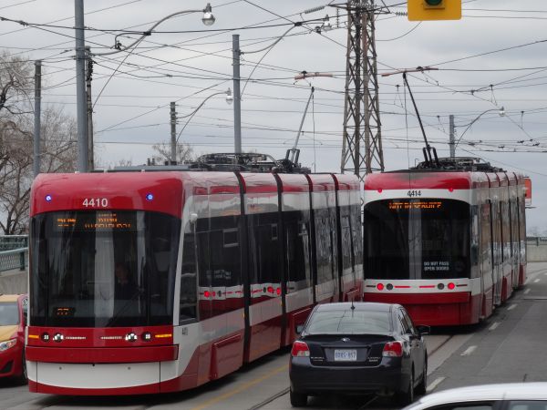 ca-ttc-flexity_trams-river_x_kingstr-020516-booledozer-full.jpg