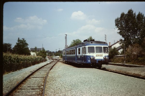 fr-sncf-x2800-neucelles-1981-adriangray-full.jpg