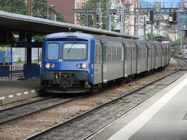 fr-sncf-bb67300-grenoble-260607-pic3-full.jpg