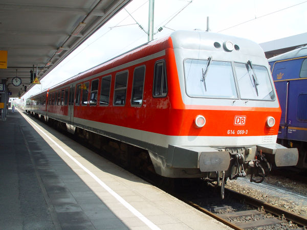 de-db-br614-braunschweig-220704-full.jpg