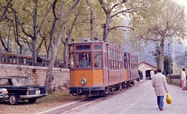 es-soller_tram-2-soller-100472-eljaspoelhoe-full.jpg